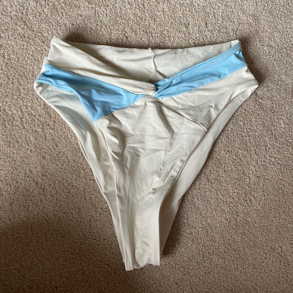 High wasted l space bikini bottoms